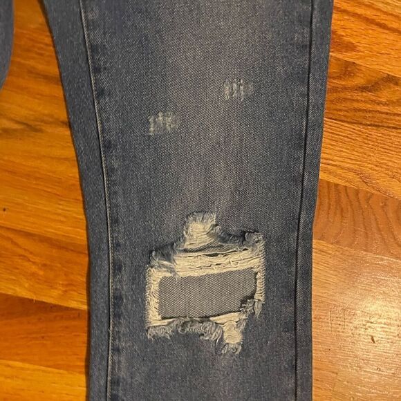 Women’s SHEIN High Waist Ripped mom Jeans w/ Pockets size S. Distressed - Picture 4 of 7